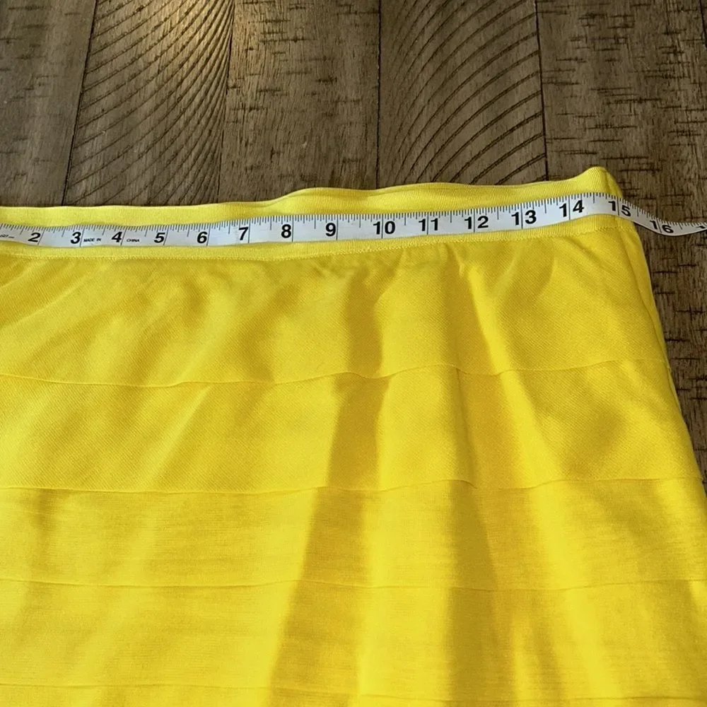 CHIC Daisy Yellow Layered & Lined Silk Go Go Skirt for Go Go Days ☀️ & Nights🌙